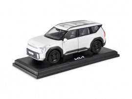 Kia EV9 Model Car, bílá