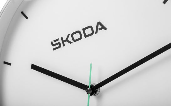 Nástěnné hodiny Škoda